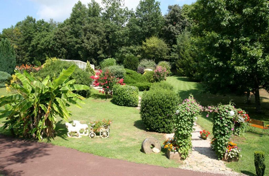 Hôtel Restaurant Plaisance-Piscine couverte et chauffée- Proche Sarlat- Vitrac  Exterior foto