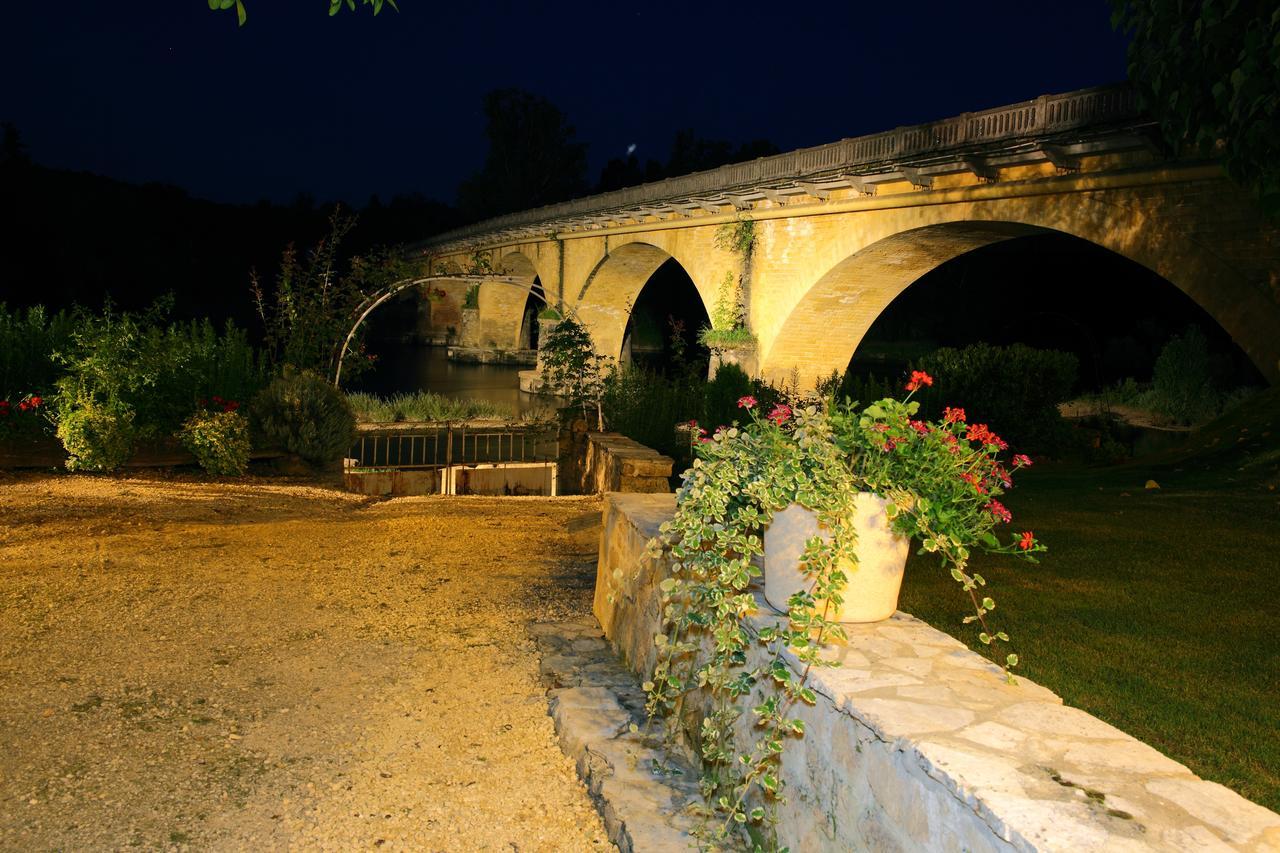 Hôtel Restaurant Plaisance-Piscine couverte et chauffée- Proche Sarlat- Vitrac  Exterior foto